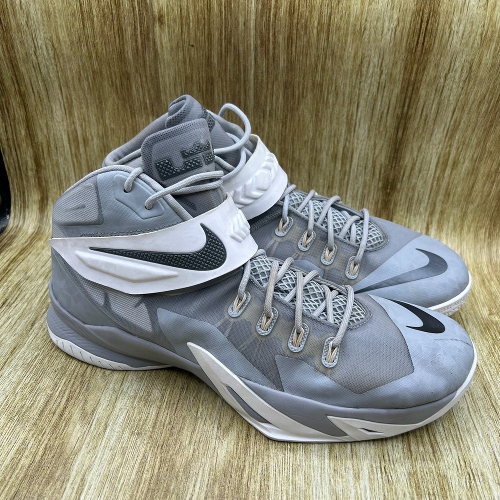 Nike LeBron Zoom Soldier 8 TB Men's Size 14 Grey Basketball‎ Shoes 685780-001